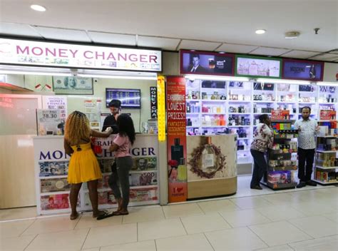 travel agency lucky plaza